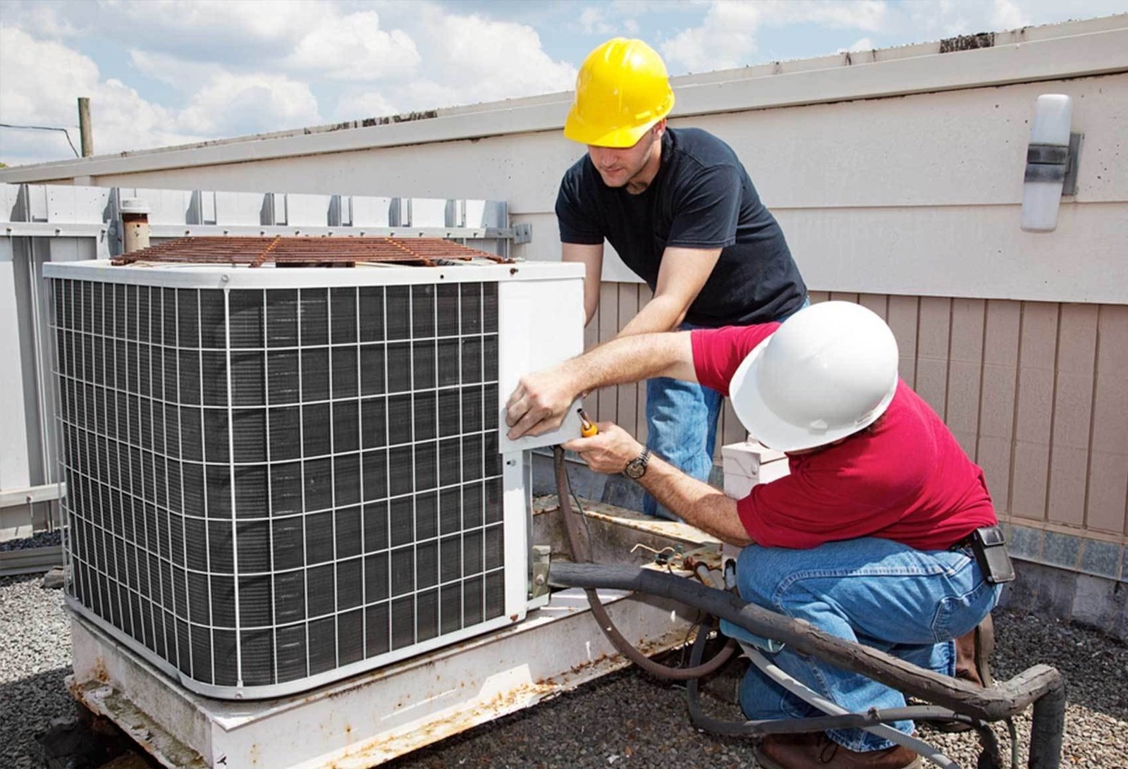 Keep the Indoors Safe from External Temperatures and Pollution
