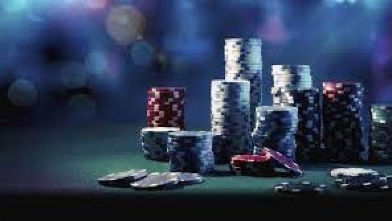 Custom Poker Chips Will Give You Peace of Mind When You Host a Poker Game
