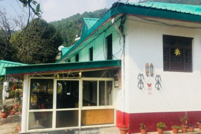 Book one of the Best Hotels in Bir, Tatva Bir