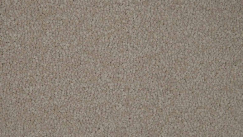 Want to create a comfy looking space for your bedroom? Buy Cream Carpet Bedroom!