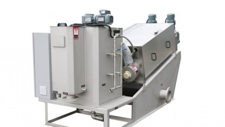 Operation management of sludge dewatering machine