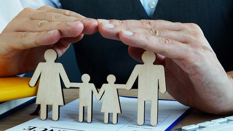 Provide future security to your family, Buy Term Insurance!