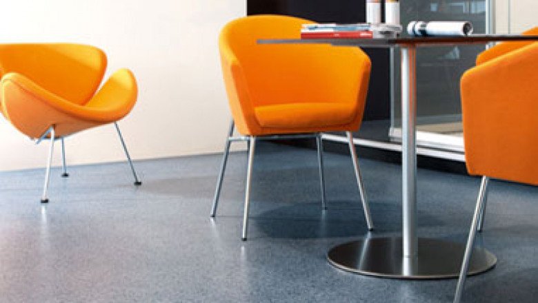 Want to give a makeover to your entire kitchen space? Buy Grey Kitchen Lino!