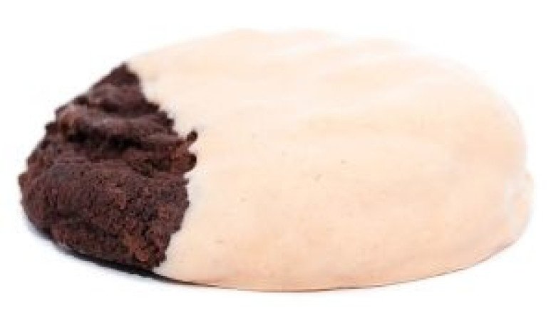 TRIPLE DOSE STRAWBERRY CHOCOLATE COOKIE