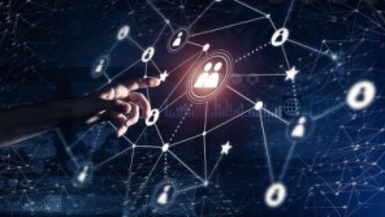 Why do business people need to choose DAO?