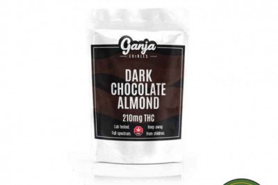 GANJA EDIBLES DARK CHOCOLATE ALMOND 210MG THC