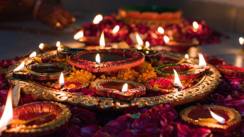 Worship Laxmi and Ganesh on Diwali