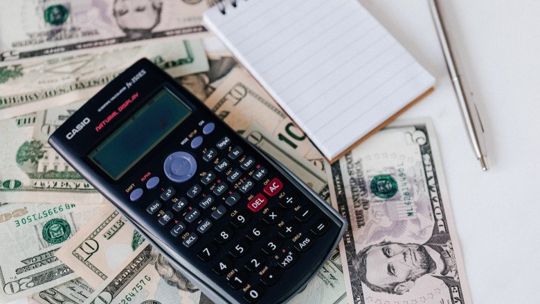 Business loan versus business credit card: Which is better for your circumstances?