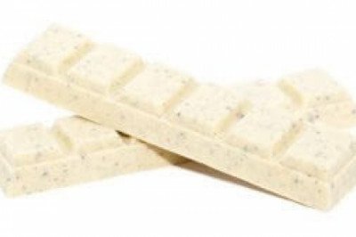 COOKIES AND CREAM CHOCOLATE BAR