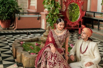 Indian Traditional wedding Outfits for men and women