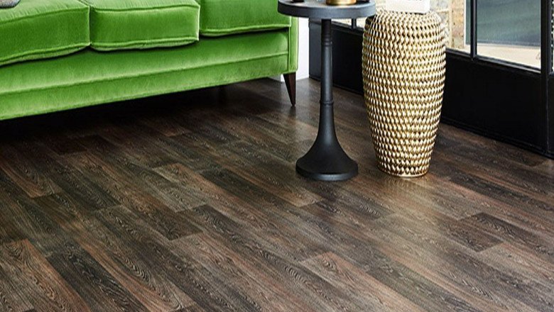 Want to lay elegance to your living space? Buy Medium Vinyl Flooring!