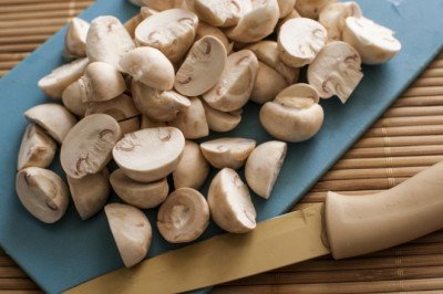 A study of the global Canned Mushroom Market : trends, market size, growth, opportunity, as well as forecasts for 2026