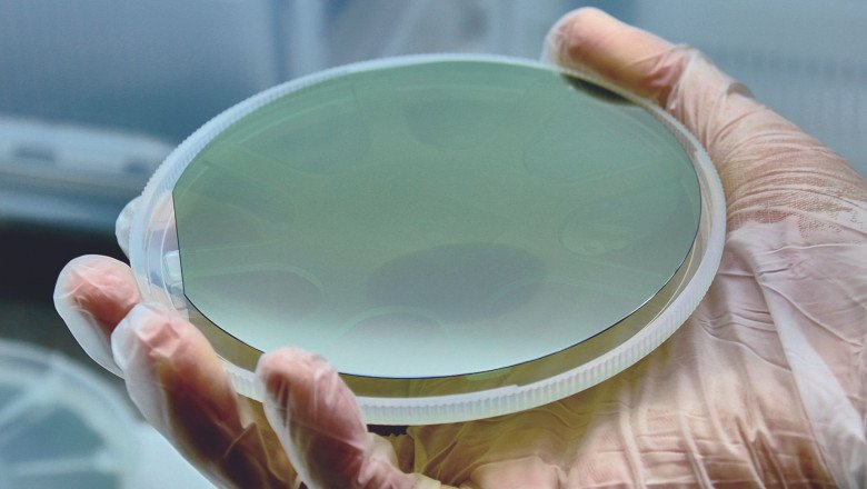 Image sensors and highly integrated semiconductor elements are made from Epitaxial Wafer, which can be used in energy-saving and power devices.