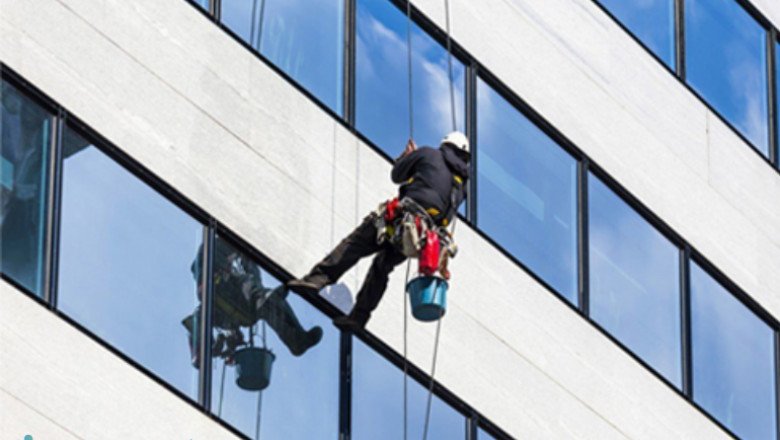 Glass Cleaning Services in Gurgaon