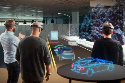 Virtual and Augmented Reality Are Advanced Technologies That Enhance Simulated Environments
