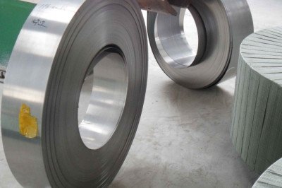 A variety of industries use Stainless Steel Sheet and Strip, including the construction industry, the food industry, and many others